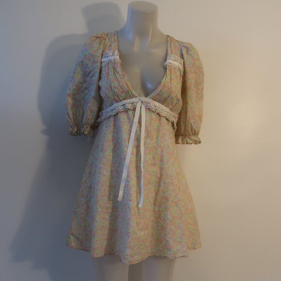 For Love And Lemons Dresses & Skirts - Womens For Love & Lemons White-Pink Multi Floral Print W/Lace Design Dress M*